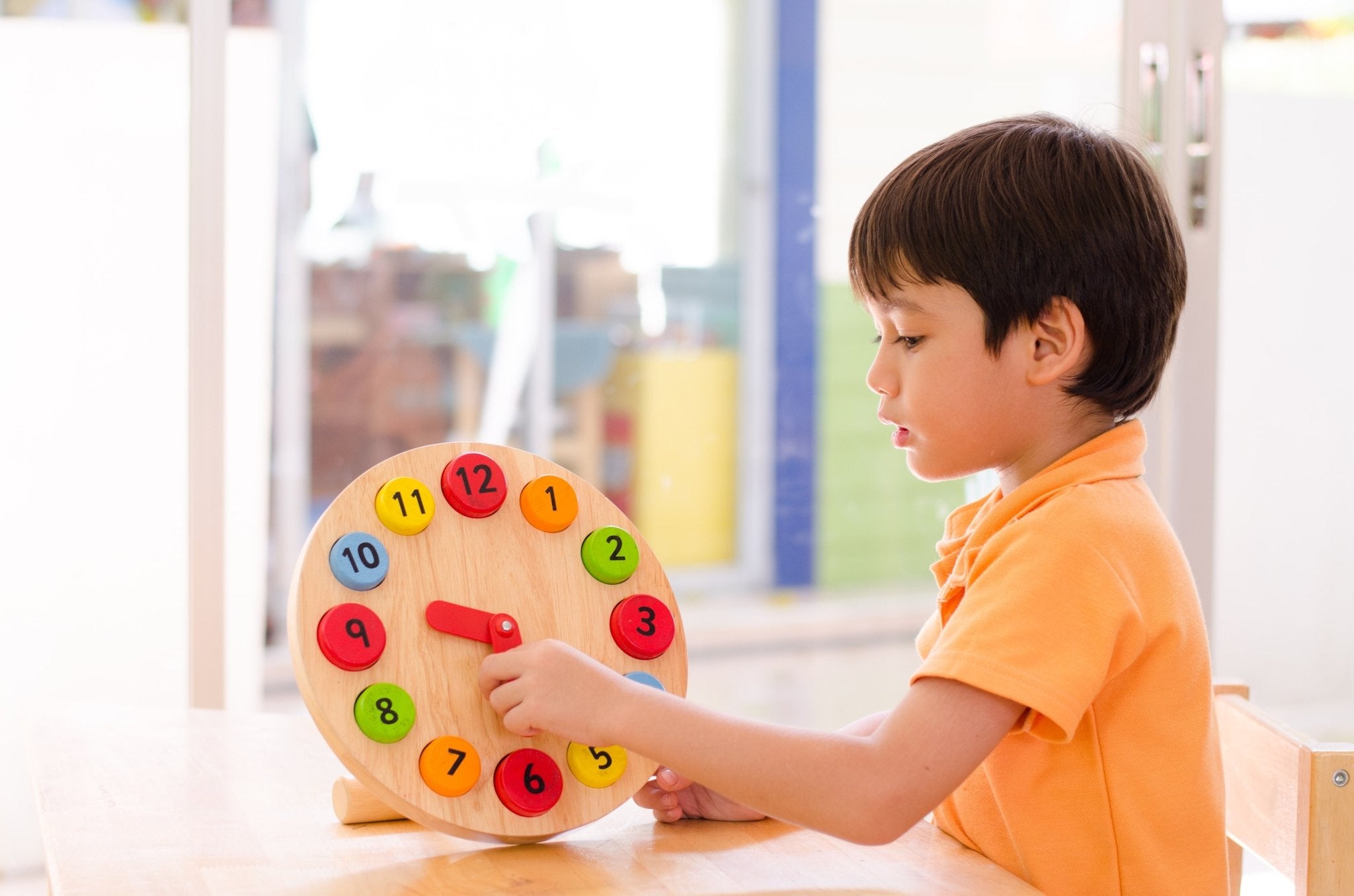 Comment choisir le réveil parfait pour votre enfant : conseils et recommandations - Mes Réveils : La boutique N°1 en réveils.